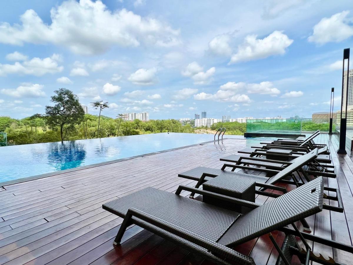 Royale Cottage Midvalley Netflix Pools 4 Pax Johor Bahru Buitenkant foto